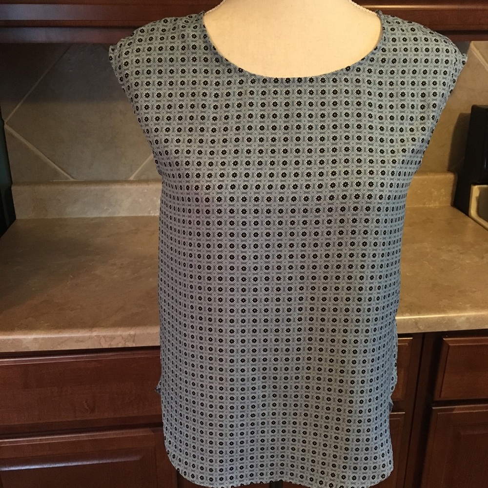 Ann Taylor sleeveless top size XSP